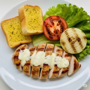 Cheese chicken salad & garlic bread